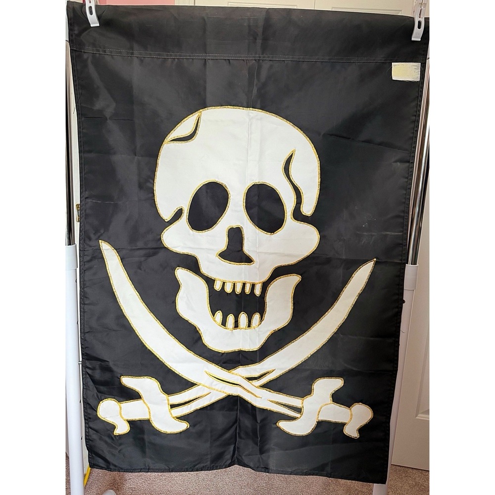 Evergreen Skull Flag. 27" W By 40" L